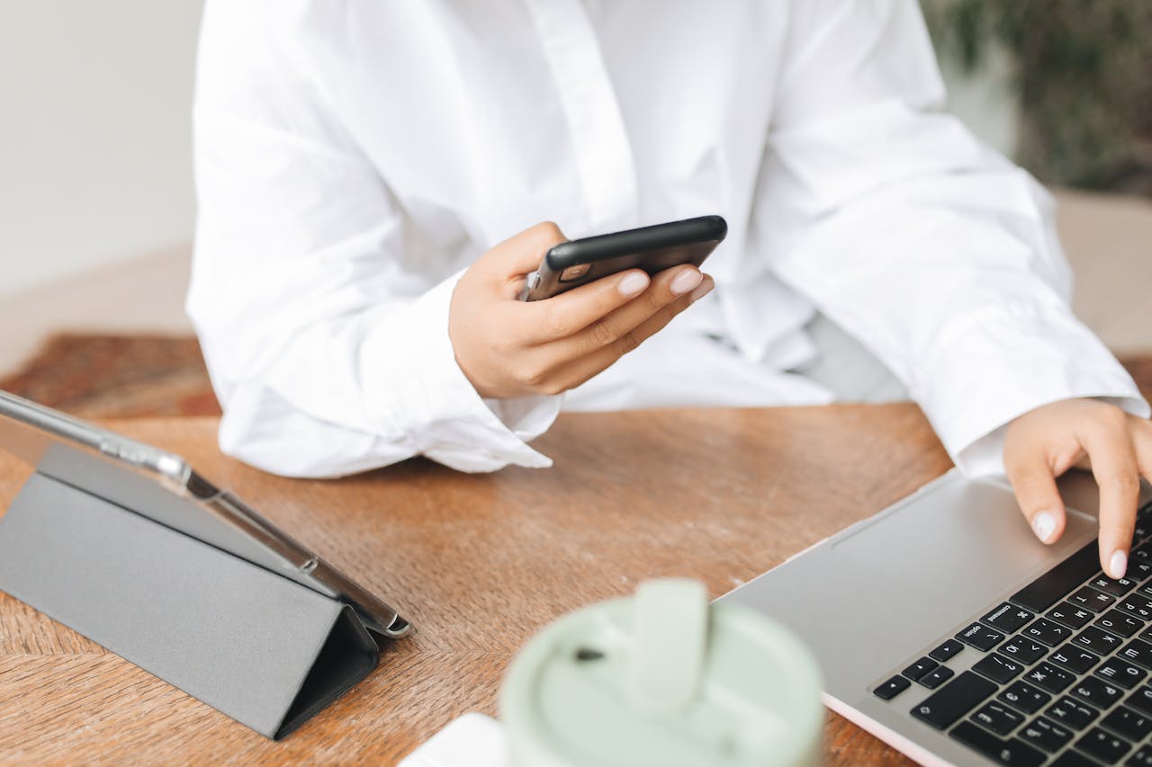 Using Bulk SMS for Quick Customer Outreach & Engagement