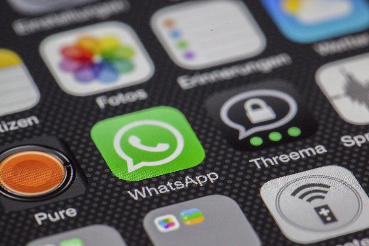 Enhancing Customer Support with Strategic WhatsApp Use