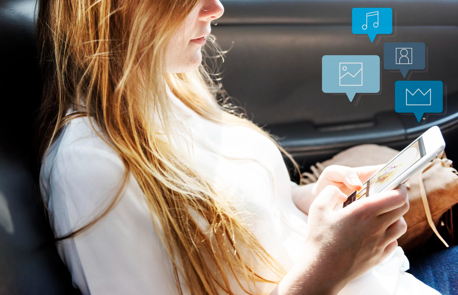 Ways SMS Provider UK Platforms Help During Snow Closures