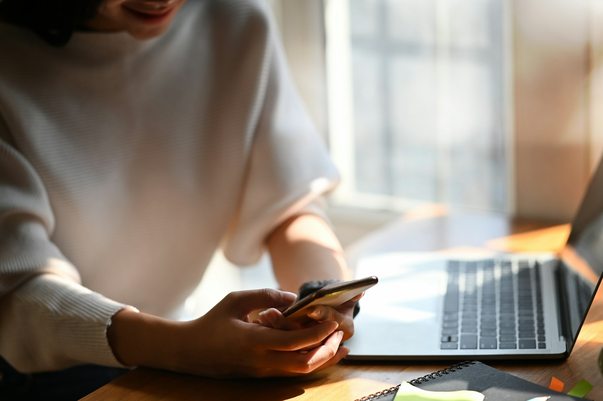 How a Text Marketing Company Sets Up UK Campaigns