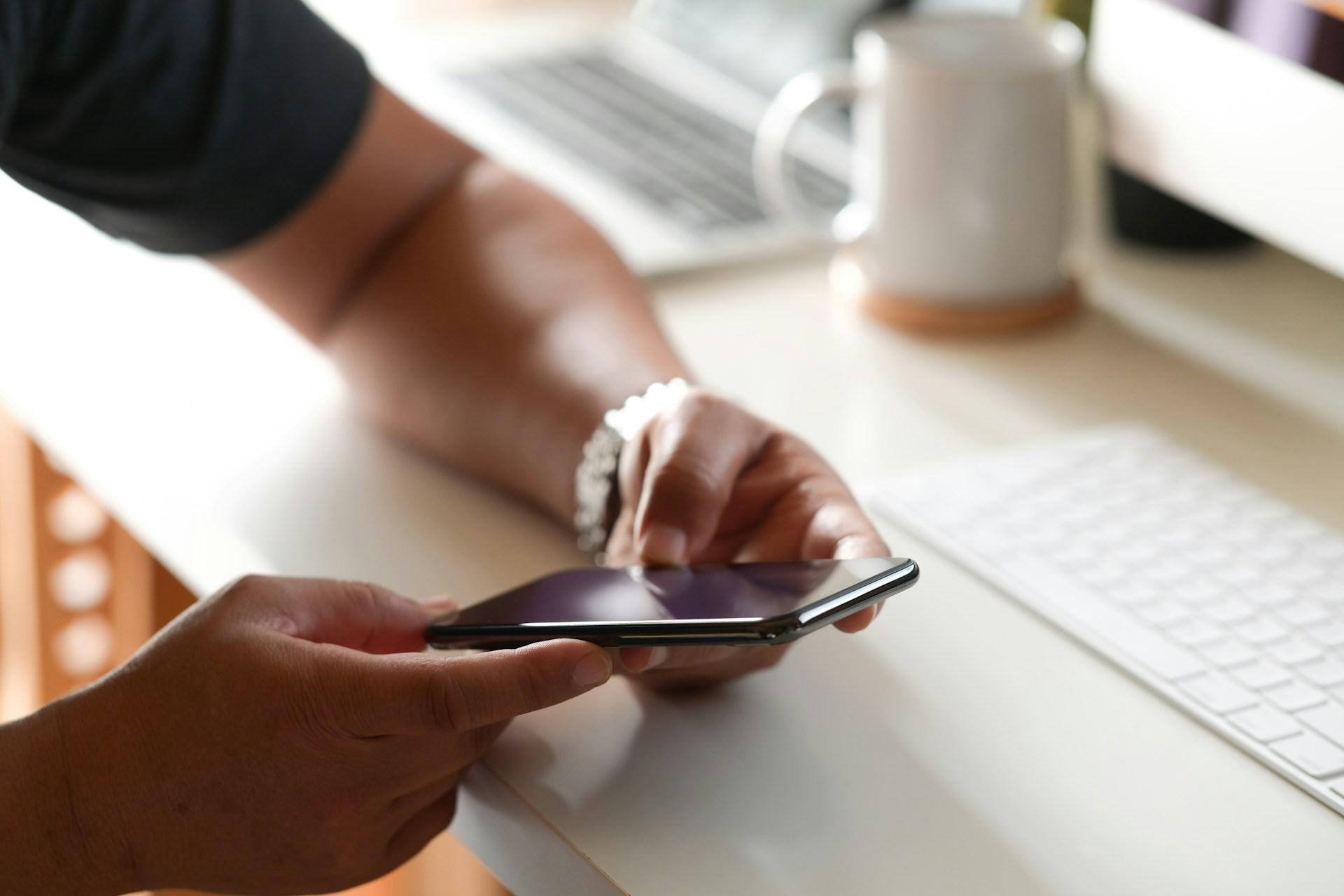 Converting Seasonal Leads with WhatsApp Messaging in the UK