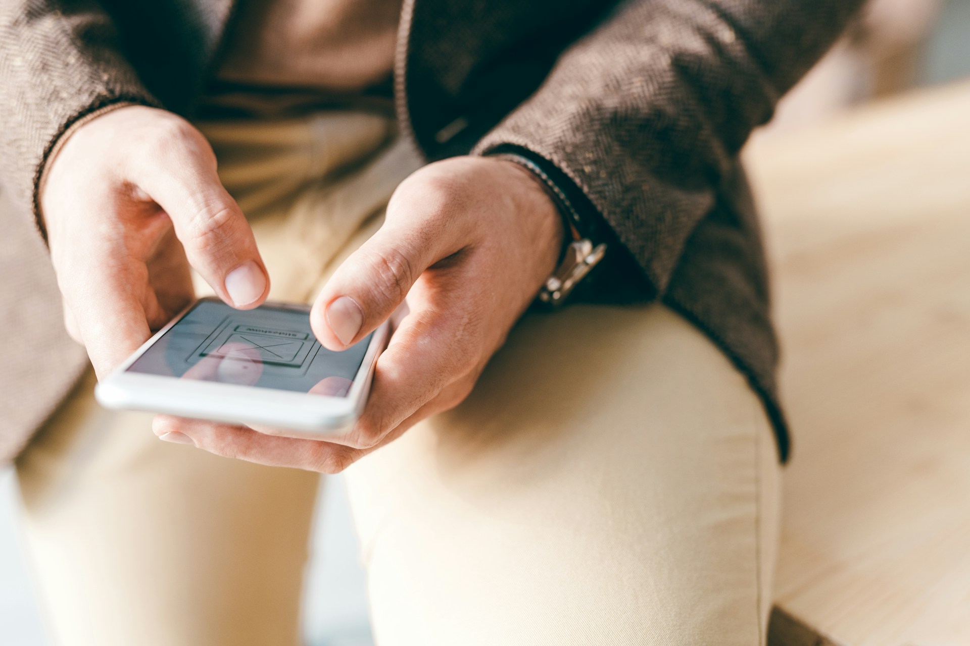 How SMS Marketing Companies Work Behind the Scenes